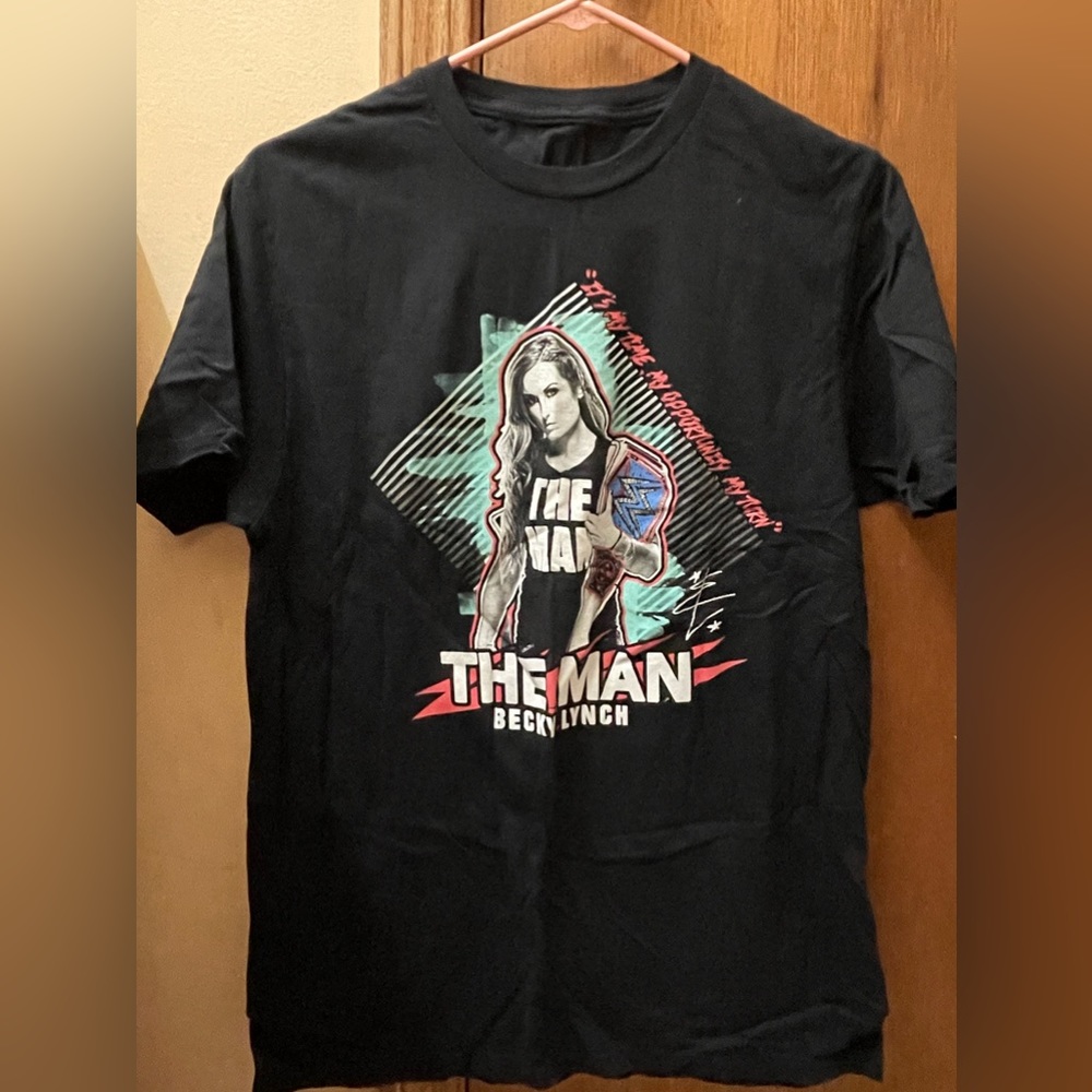 WWE Authentic Becky Lynch T-Shirt Womens Medium